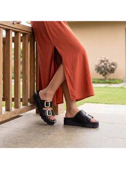 Frido - Women Arch Support Sandals With Buckle Strap - Black