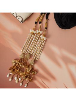 Ruby Raang Studio - Pearl and Gota Pati Parandi