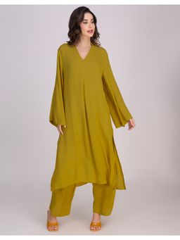 Moomaya - Women Indo-Western Kurta with Pant (Set of 2)