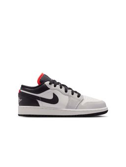 Nike - Unisex Air Jordan 1 Low Sneakers