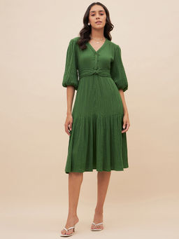 Femmella - Green Solid Front Knot Detail Midi Dress