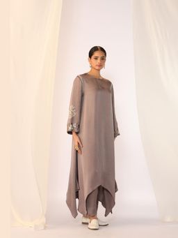 Myoho - Grey Linen Satin Embroidered Keyhole Kurta and Pant
