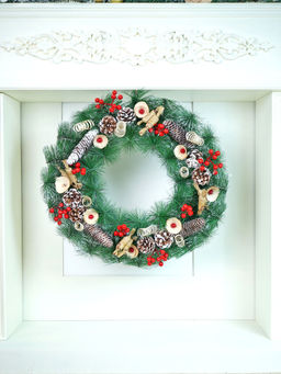 Little Surprise Box - Bushy Frosty Vintage Chocolates with Pinecones & Mushroom Buds Wreath