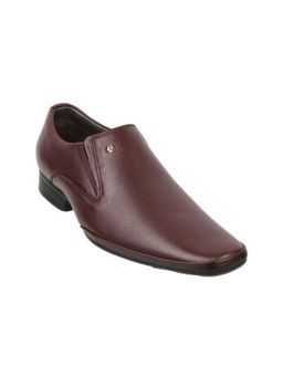 Mochi - Men Brown Loafers