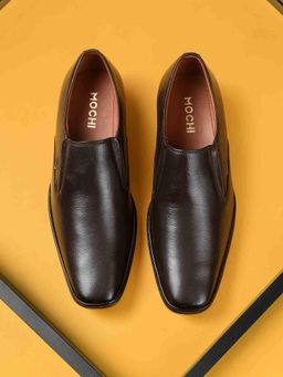 Mochi - Men Brown Loafers