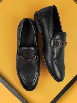 Mochi - Men Black Loafers
