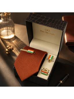 The Tie Hub - Rust Silk India Flag Rectangular Brass Cufflinks & Tie Bar For Men