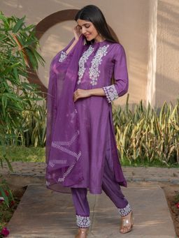 HOUSE OF JAMOTI - Russian Purple Handwork Kurta (Set of 3)