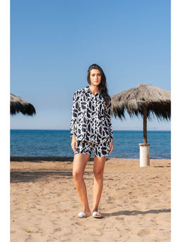 SAY - White Printed Collar Neck Night Shirt with Shorts (Set of 2)