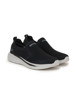 SKECHERS - Men Black Walking Shoes