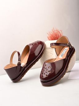 Stefens - Maroon Synthetic Casual Sandals