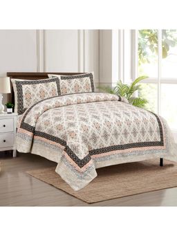 Kuber Industries - Dezier Carpet Print Double Bedsheet with 2 Pillow Covers Green