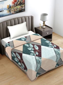 FABINALIV - Multicolor Geometric 230 Gsm Ultra Soft Single Bed Ac Blanket