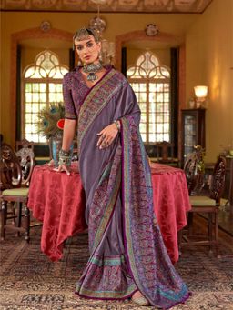 Odette - Women's Mauve Printed Saree with Unstitched Blouse