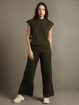 DL WOMAN - Acrylic Oversized Fit Self Design Sleeveless Co-Ord (Set of 2)
