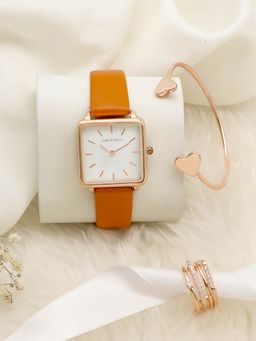 Joker and Witch - All Heart Eyes Love Triangle For Women