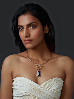 Curio Cottage - Thunder Around Necklace