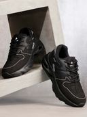 Black color option, Currently selected