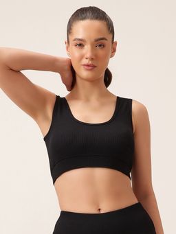 Clovia - Medium Impact Ribbed Sports Bra in Black with Removable Cups