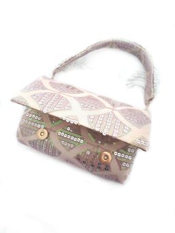 A Clutch Story - Twinkling Flapover Clutch