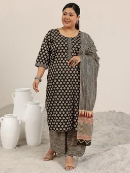Extra love by Libas - Plus Size Women Black Printed Cotton Straight Kurta Sets for Women