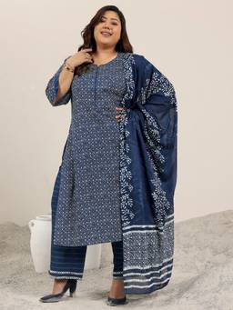 Extra love by Libas - Plus Size Women Blue Printed Cotton Straight Kurta Sets for Women