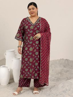 Extra love by Libas - Plus Size Women Maroon Printed Silk Blend Straight Kurta Sets for Women