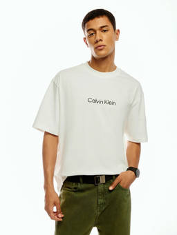 Calvin Klein - Men White Cotton Relaxed Fit T-Shirt