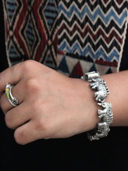 Spring Soul - Women Silver Oxidised Bangles