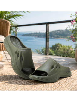 WOODLAND - Lightweight Comfortable Gym Use Flexible Olive Sliders For Mens