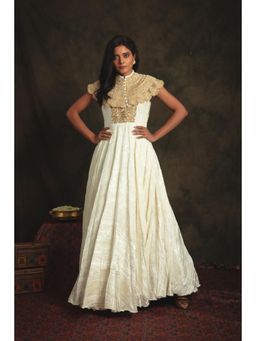 Nikita Vishakha - Terefah Pearl White Dress with Cape (Set of 2)