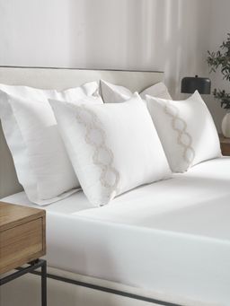 SANSAAR A D'DECOR BRAND LIVE CONSCIOUSLY - Ondine-White King Bed Sheet with 2 Pillow Covers