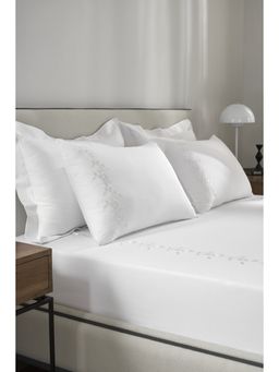 SANSAAR A D'DECOR BRAND LIVE CONSCIOUSLY - Verona-Brilliant White King Bed Sheet with 2 Pillow Covers