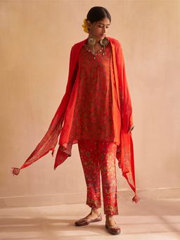 Saundh - Nadiya Kurta Pant with Dupatta Red (Set of 3)
