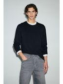 Black color option, Currently selected