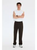 Brown color option, Currently selected