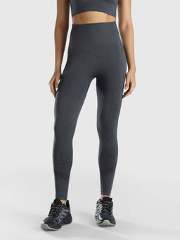 Musclemind - Seamless Grey Leggings with Pockets