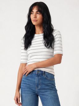 max - Women White Striped T-shirt