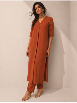 trueBrowns - Rust Solid Viscose High-Slit Kurta and Pant