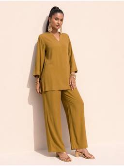 trueBrowns - Olive Brown Solid Viscose Co-Ord Set