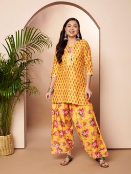 Ahalyaa - Yellow Women Floral Printed Kurta and Salwar