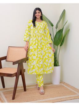 Label Madhuri Thakkar - Greenish Yellow Pintex Floral Premium Cotton Co-Ord Set
