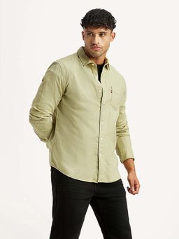 Levi's - Olive Solid Regular Slim Fit Shirt