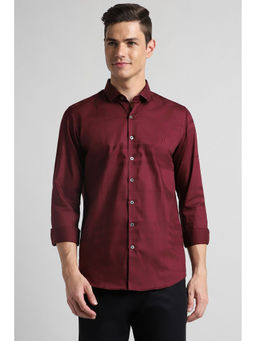 Simon Carter - Maroon Shirt