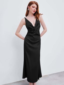 Outzidr - Black Strappy Slit Dress