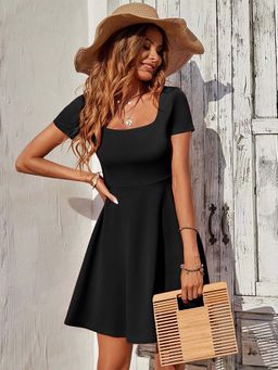 Outzidr - Black Half Sleeved Skater Dress