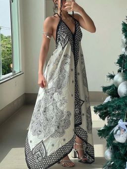 Outzidr - Black Printed Halter Neck Backless Dress