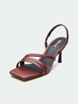 Oroh - Derby Brown Heels