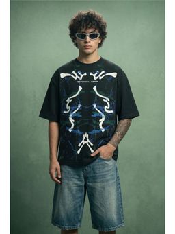 VEIRDO - Men's Beyond Illusion Black Front Graphic Printed Exclusive T-Shirt