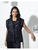 Black color option, Currently selected